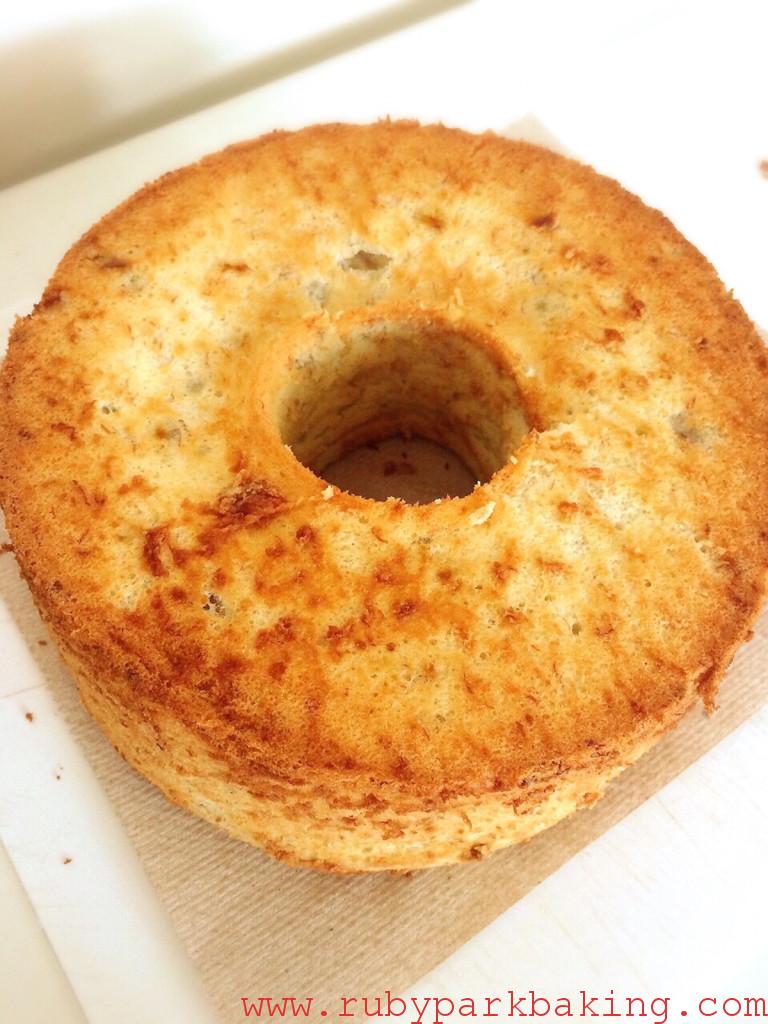 Banana Chiffon Cake with Rice Flour, 米粉のシフォンケーキ