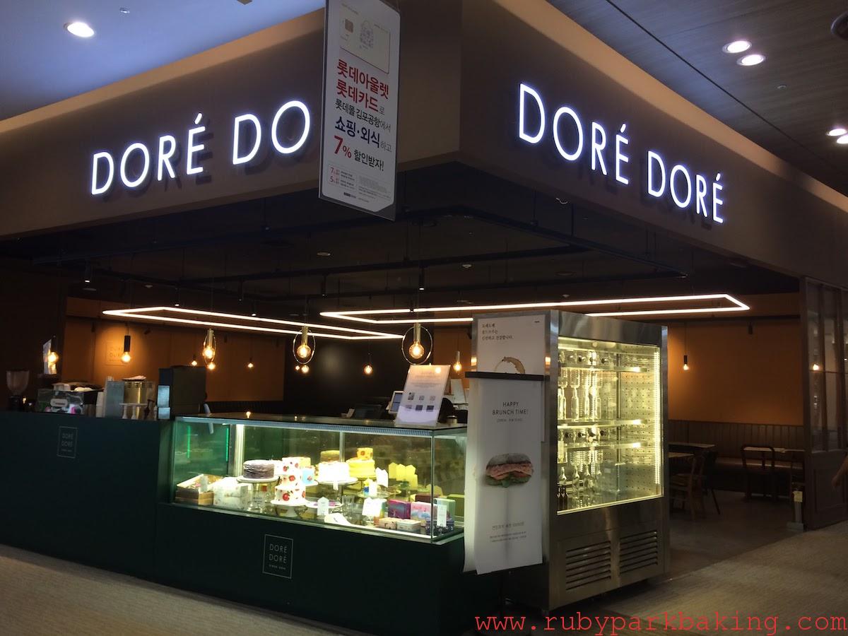 レインボーケーキが有名な韓国のパティスリー「DORE DORE」に行ってきました♡