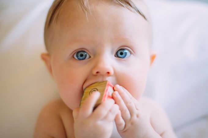 【2児のママが推薦】乳児湿疹に効果のあった保湿剤2選【市販クリーム】