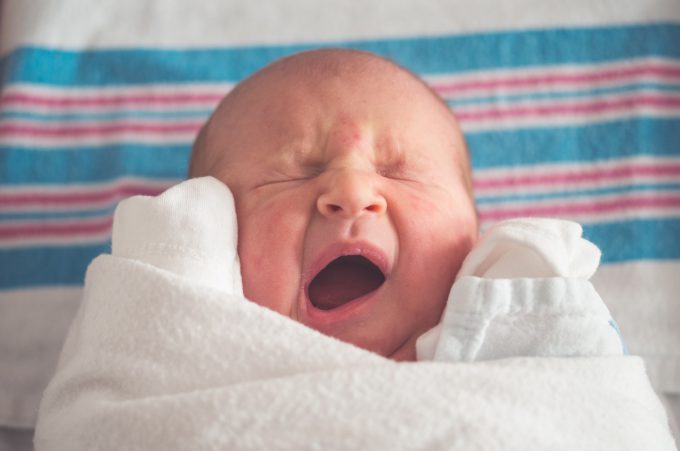 舌小帯短縮症 母乳 赤ちゃん 直接 授乳
