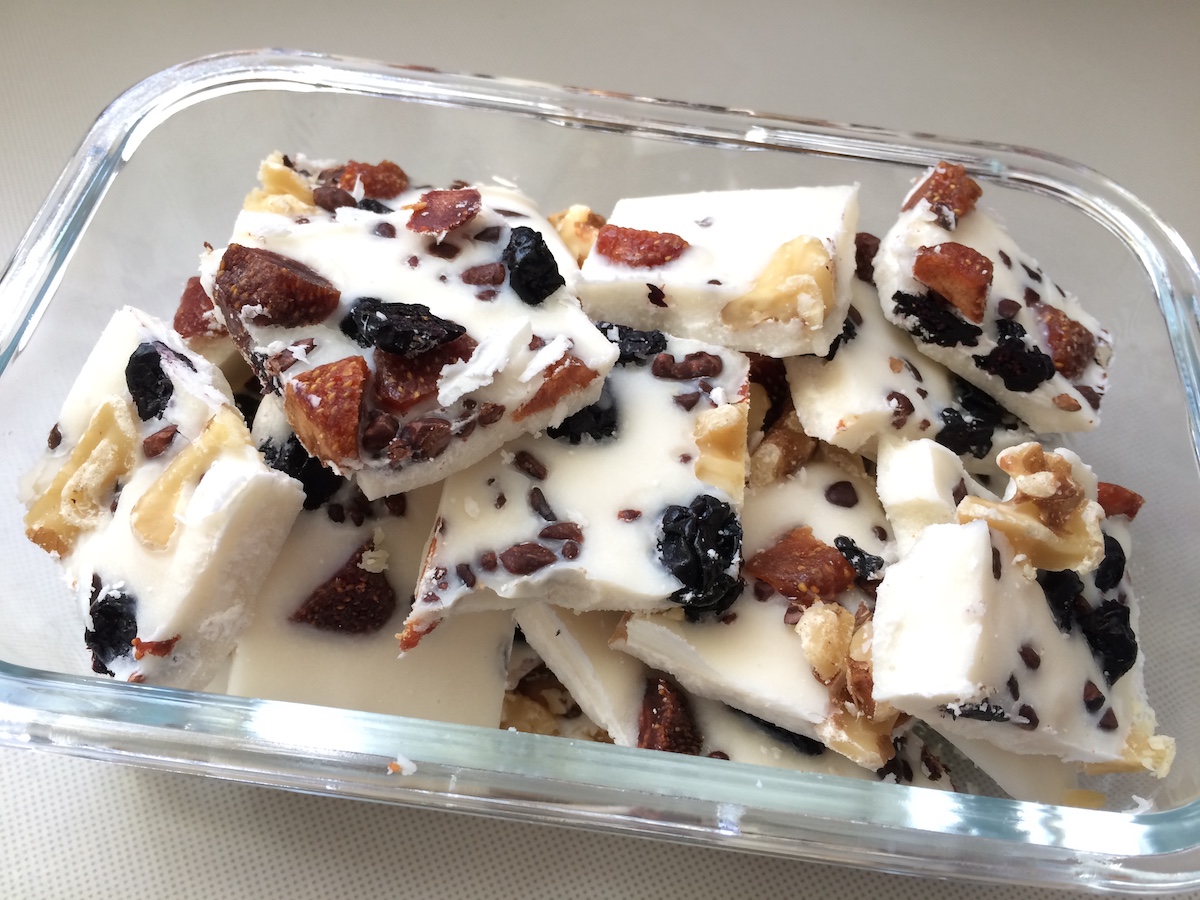 簡単ヘルシー 溶かすだけパレットショコラ 材料はココナッツバターのみ アイハーブ購入品 Ruby Park